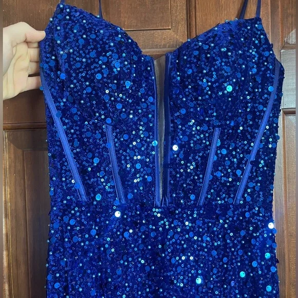 Sherri Hill Dress - Picture 5 of 9